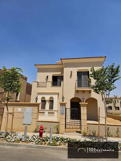ستاند الون فيلا بفيو مفتوح علي مساحات خضراء ولاند سكيب بمساحة ارض مميزة جدا للبيع في كمبوند سيتي جيت التجمع الخامس