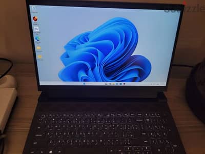 Laptop Dell gaming G15 5520