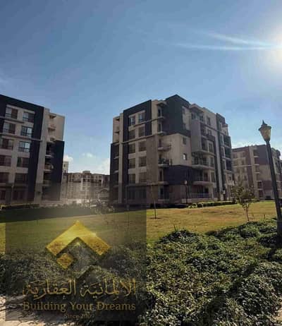 شقة للبيع 130م دور اول 3غرف نوم و2حمام ومطبخ وريسبشن ف جنة القاهره الجديده