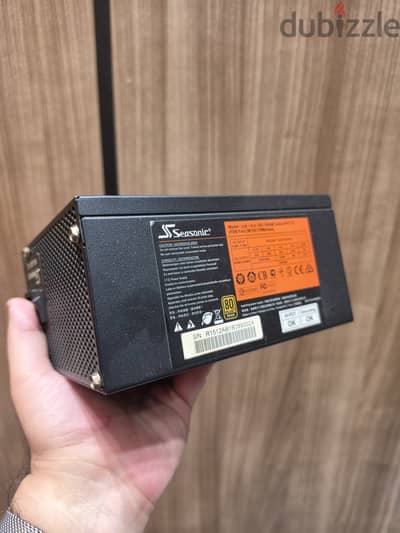 Seasonic M12II 750W fully modular bronze power supply