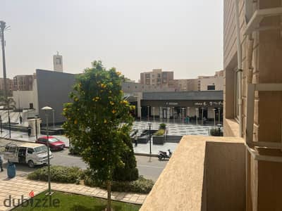 فرصه للايجار فى مدينتى 245م على جاردن فيو اول سكن بال B8 فرصه للايجار فى مدينتى 245م على جاردن فيو اول سكن بال B8