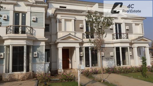 فيلا تاون هاوس بحري 230م استلام فوري مقدم و اقساط  برايم لوكيشن فيو سنترال بارك في ماونتن فيو اي سيتي التجمع الخامس القاهرة الجديدة بجوار ميفيدا
