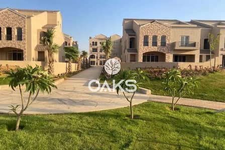 Villa for sale250m in a compound in New Cairo, near 90th Street and Madinaty, in a distinguished location, with installments over the longest peri