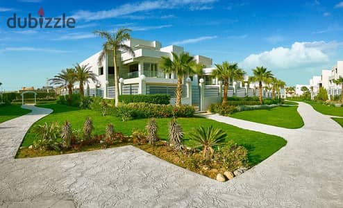 عاين واستلم فوري في  كمبوند كليوباترا سكوير توين هاوس للبيع  لوكيشن مميز في الشيخ زايد
