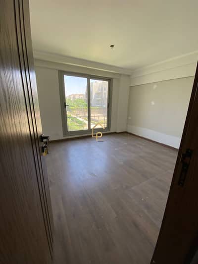 Apartment for rent in Palm Parks Palm HillsApartment for rent in Palm Parks October for Palm Hills  BUA : 90m   1 Bedroom 1 Bathroom  Reception  Terra