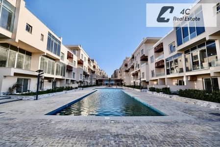 لسرعة البيع شاليه بمساحة ١٢٠ مترًا مربعًا بأقل من سعر السوق،  استلام فورى فيو على البحر فى موقع مميز جدًا في دايركشن وايت direction white