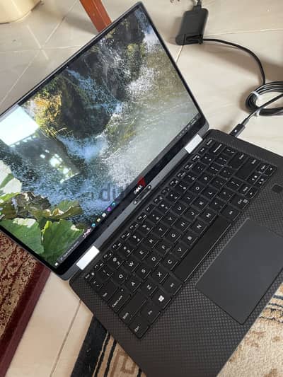 Dell xps 13 with a bag حاله جيده