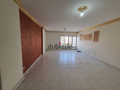 شقة للايجار جاهزة للسكن تشطيبات سوبر لوكس ايجار بالمطبخ دور متكرر اسانسير سعر مميز 3 غرف في الرحاب 1 - القاهرة الجديدة Al Rehab 1 - New Cairo