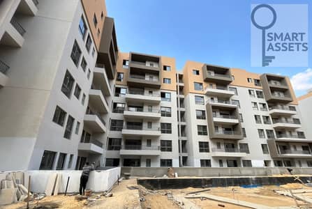 استديو متشطب لاكامل للبيع في بلوم فيلدز مستقبل سيتي ( bloomfields mostakbal city )