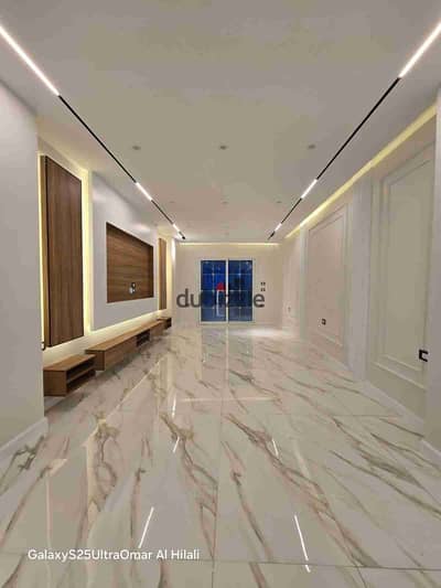 Apartment for sale in Hadayek Ahram 165 meters, beachfront on a main street next to all services, the old second gate.