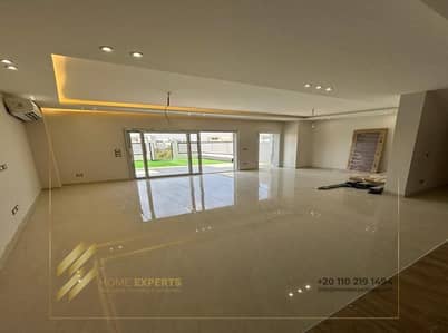 تاون هاوس نص مفروش للإيجار في هايد بارك  -اول سكن -
