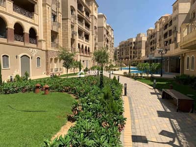 45% discount! Immediate delivery apartment for a limited time in Rock Vera Compound, prime location opposite Hyde Park, just minutes from AUC.