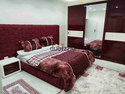 استوديو رووف بامتداد الأندلس  ناصية - بحري  ١غرفة نوم  رسبشن  حمام  ١٠٠ م٢ مدة الايجار  سنة *الايجار 16 الف*