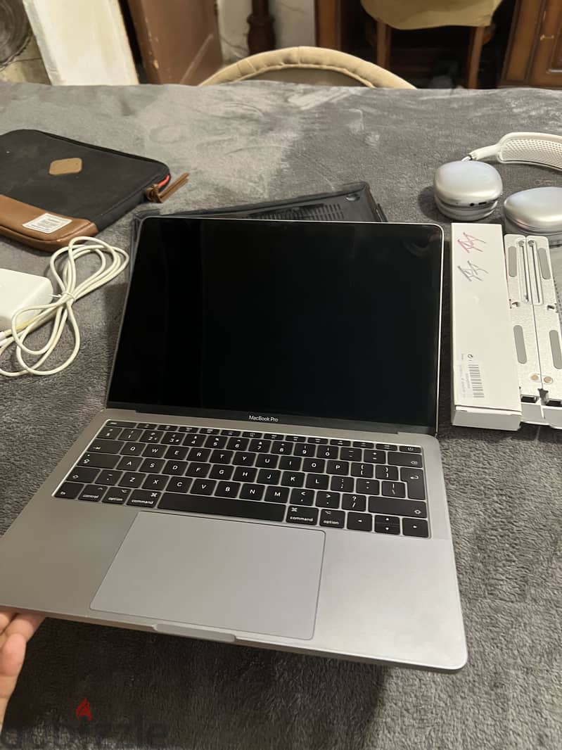 MACBOOK PRO 6