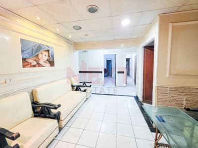 Licensed Commercial Administrative Headquarters for Sale – 800 sqm Duplex – Fleming – Tomazin Street