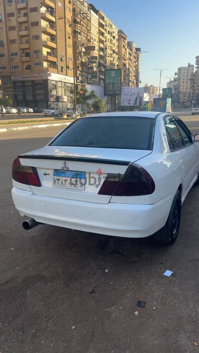 لانسر كرستاله
