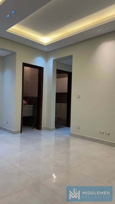 شقة متشطبه بالكامل بالمطبخ والتكييفات بسعر لقطه في هايد بارك التجمع - Hyde Park New Cairo