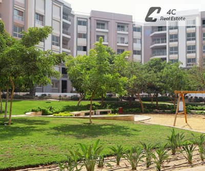 Apartment for sale 172 m with lowest down payment and 90,000 quarterly installment 3 Bdr prime location in Hyde Park Fifth Settlement New Cairo Apartment for sale 172 m with lowest down payment and 90,000 quarterly installment 3 Bdr prime location in Hyde Park Fifth Settlement New Cairo
