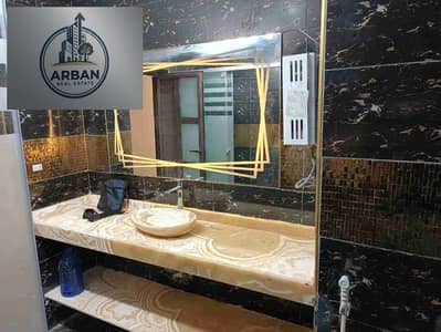 للإيجار شقة فاضي في ابراج المهندسين كورنيش المعادي موقع مميز و راقي بجانب كل الخدمات و المطاعم و المواصلات