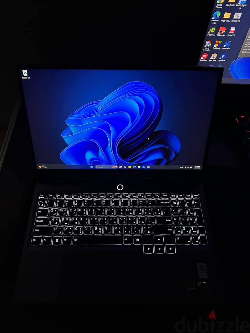 LOQ 15ARP9 like new 3