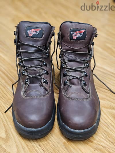 Red wing safety boots
