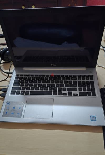 Dell Inspiron 15 5570 ( 5000 series )