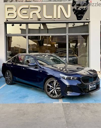 BMW 520i Wakil only 2000 KM zero condition
