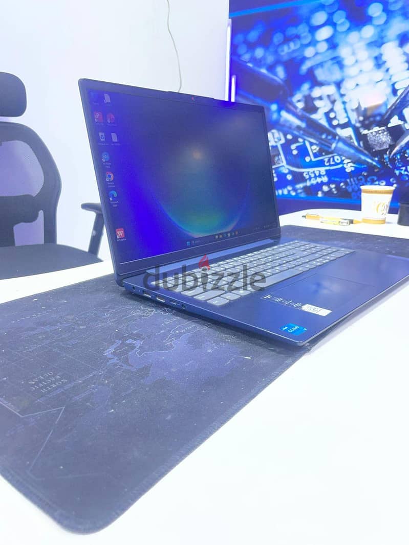 Lenovo ideapad 1