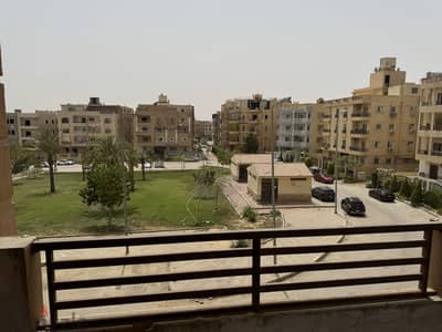 شقه للبيع الشيخ زايد الحى ١٦ مجاوره ٢
