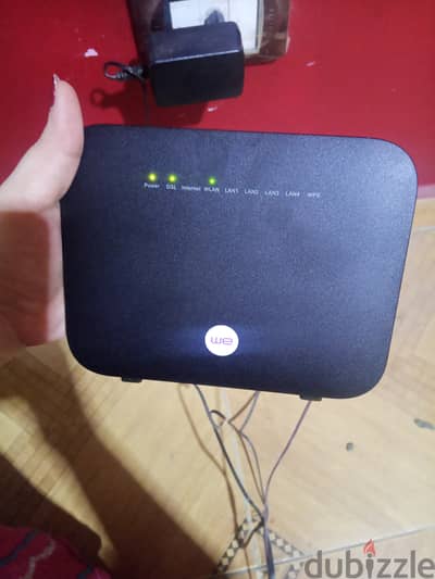 راوتر WE VDSL 35b Gateway استخدام ٤ شهور فقط حالة ممتازة بدون خدوش بال