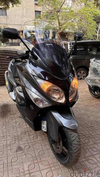 Yamaha Tmax 500 2011 بحالة ممتازة