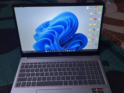 HP Laptop Ryzen 7 - RAM 16GB - كسر زيرو - بطارية ممتازة + الشاحن الأصل