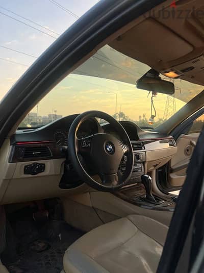 BMW 320i