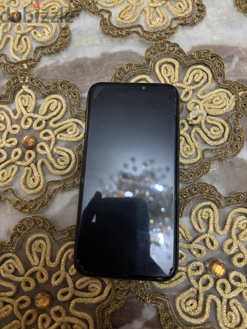 iPhone 11 Pro 1