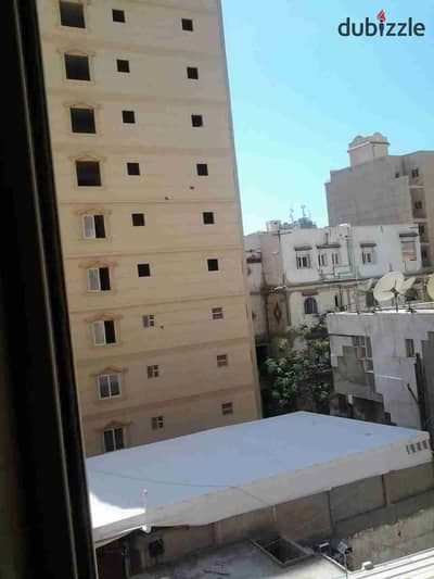 منزل للبيع ٢٠٠م سيدى بشر على خالد اب الوليد مباشرتنا