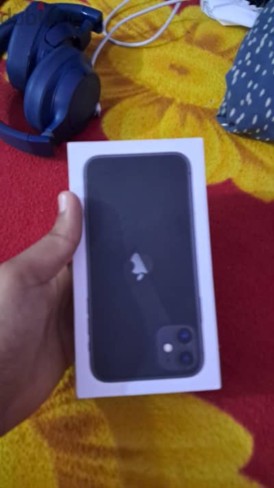 iphone 11 64gb with box zero tax