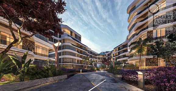 شقة متشطبه بالكامل بفيو على سنترال بارك للبيع في بلوم فلدز مستقبل سيتي ( Bloomfields Mostakbal City )