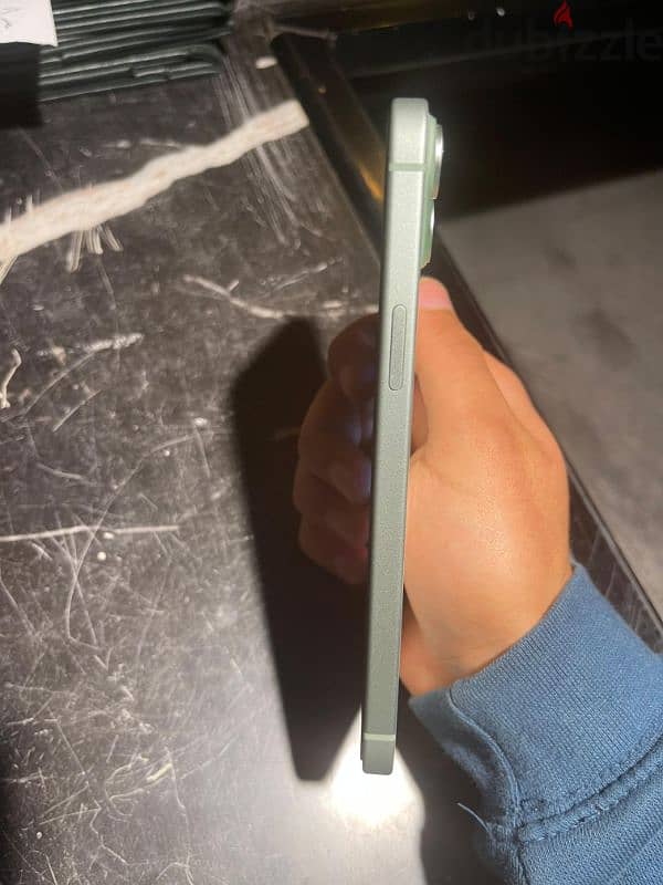 iPhone 15plus 3