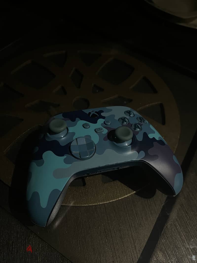 Xbox series X controller 1
