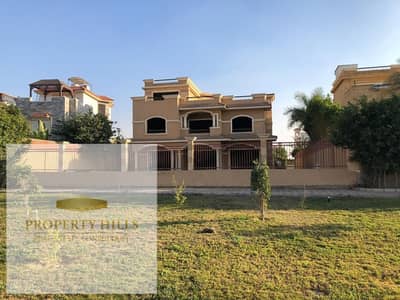 استاندالون للبيع 817 متر ريسيل برايم لوكيشن اوبن فيو مميز في كمبوند الشروق سبرينجز Shorouk Springs Compound.
