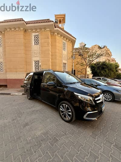 Mercedes V-class for daily or airport rent