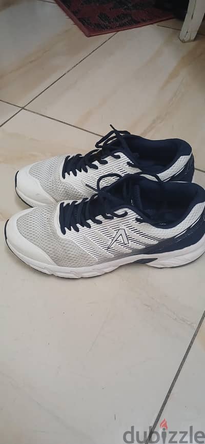 Active shoes