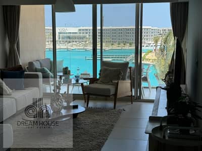 للإيجار شاليه فاخر في مارينا فيوز مراسي - إطلالة كاملة ومباشرة على البحر (Full Sea View) Marassi