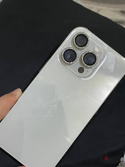 ايفون 15 برو