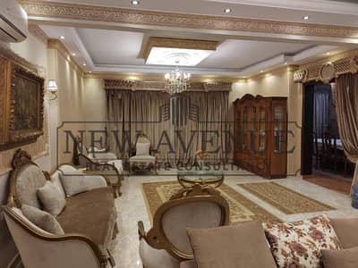 شقة بروف متشطبة للبيع فى الياسمين 1 التجمع الخامس  El Yasmine 1 New Cairo فى موقع متميز فيو علي حديقه بحري  مع مطبخ جاهزة على الاستلام الفورى