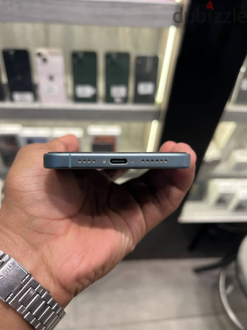 IPhone 16plus 4