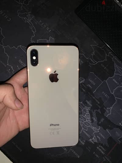 ايفون  xsmax