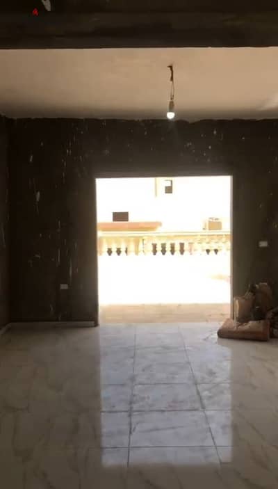 البنفسج عمارات 100 م و 36 تراس شقة رووف للبيع فيالتجمع الخامس بعمارة ساكنة واستلام قريب وتسهيلات حتى سنتين