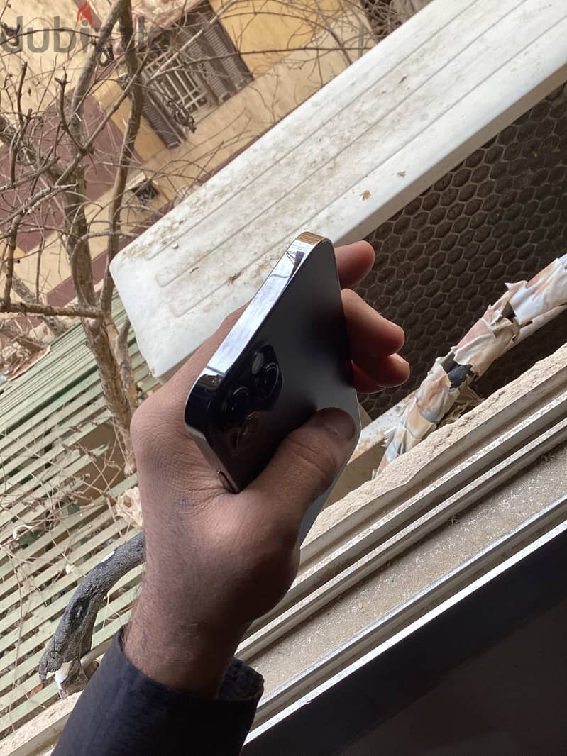 IPhone 12 pro 4