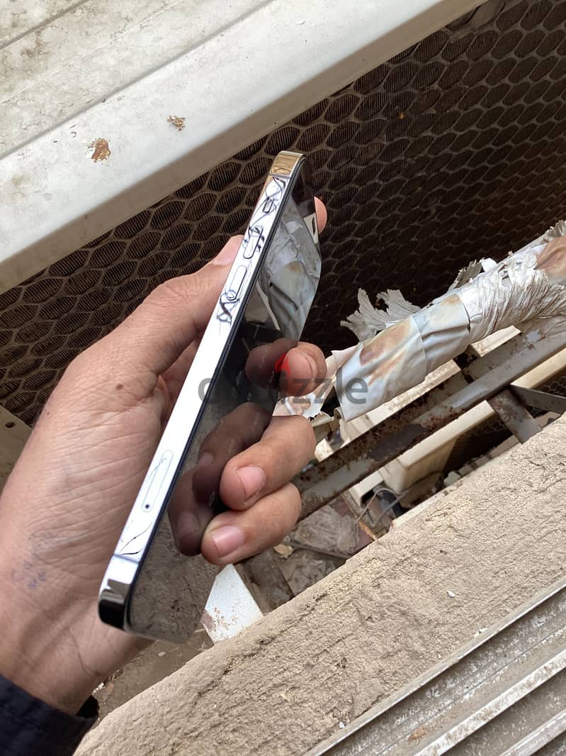 IPhone 12 pro 5